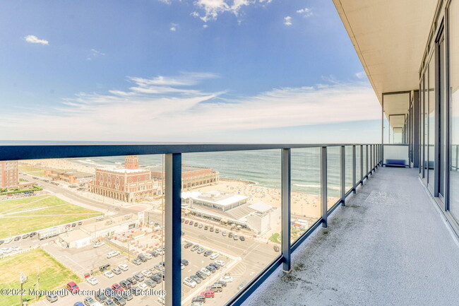 Building Photo - 1101 Ocean Ave