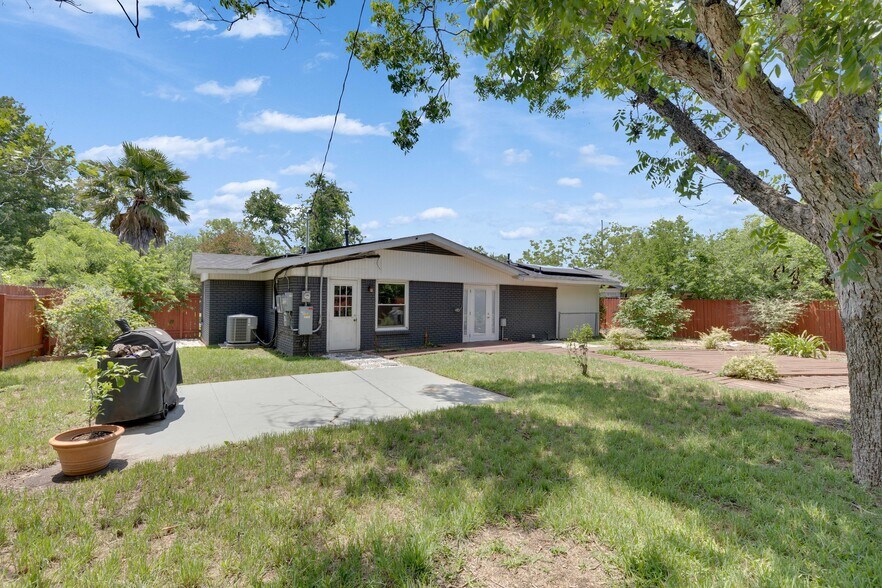 Back Yard and Back Patio Area - 2102 Bristol Dr