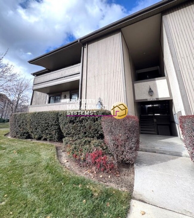 Building Photo - 2 Bedroom Condo in Gated Midvale Community