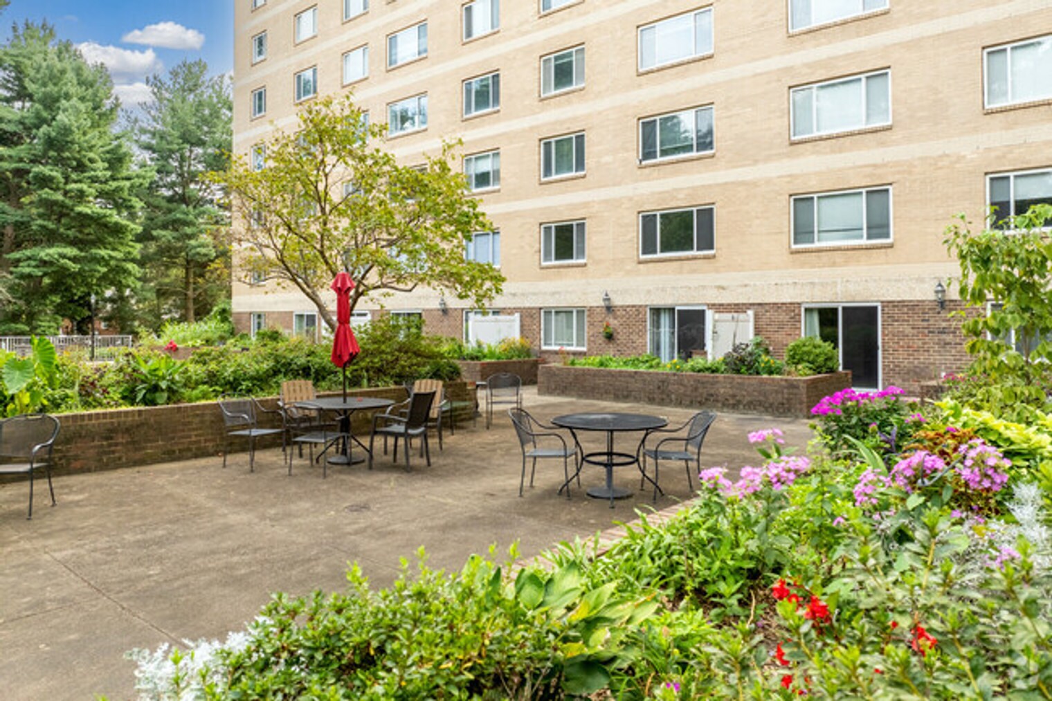 Building Photo - 1711 Bellevue Ave