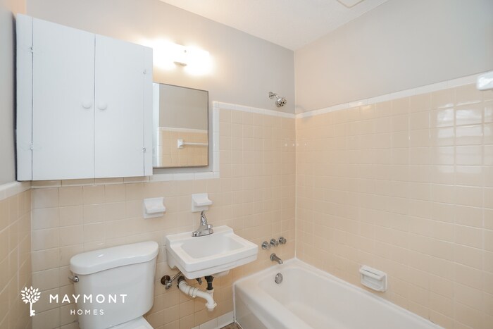 Building Photo - 212 Jean Wells Dr