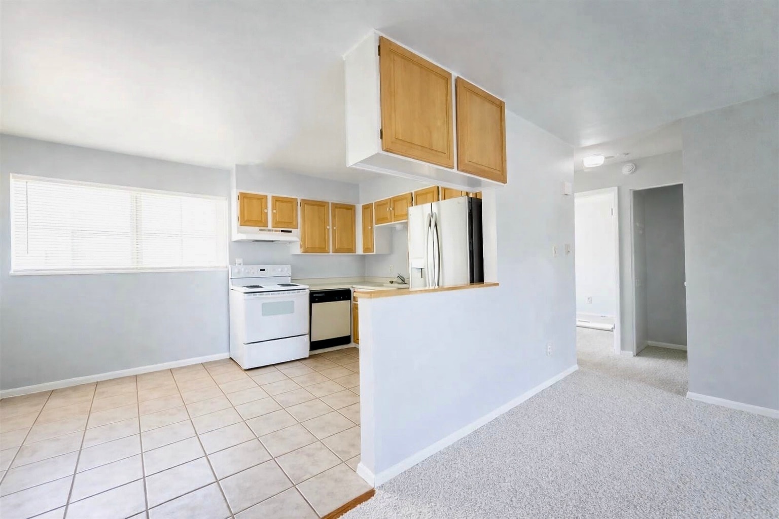 Building Photo - 2136 Friendship Pl