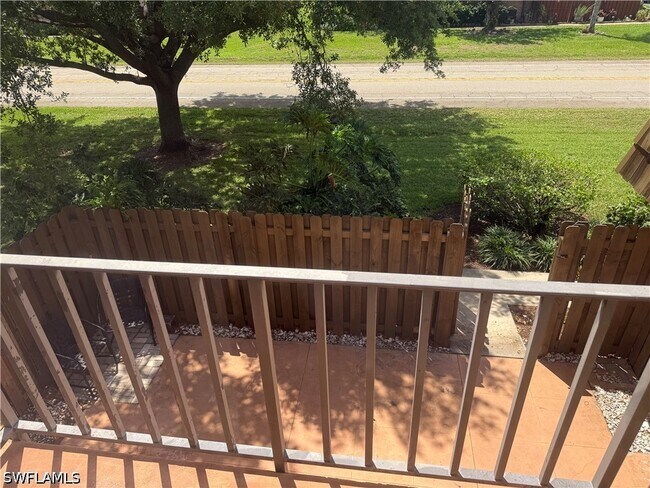 Building Photo - 1531 Park Meadows Dr