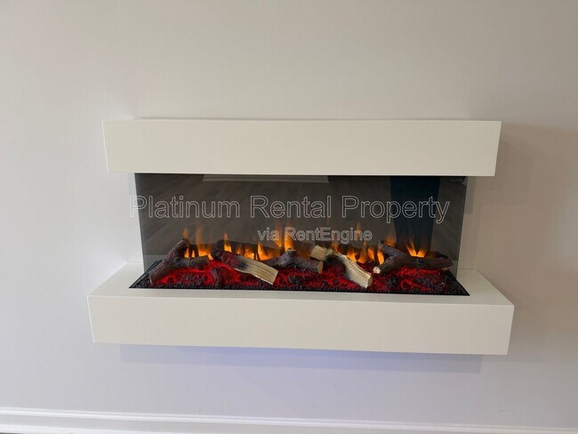 Building Photo - 42 Rustin Rdg