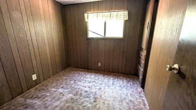 Building Photo - 2 Bedroom 1 Bath Mobile Home