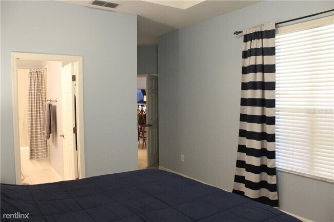 Building Photo - 3 br, 2.5 bath Townhome - 14232 Confetti Dr