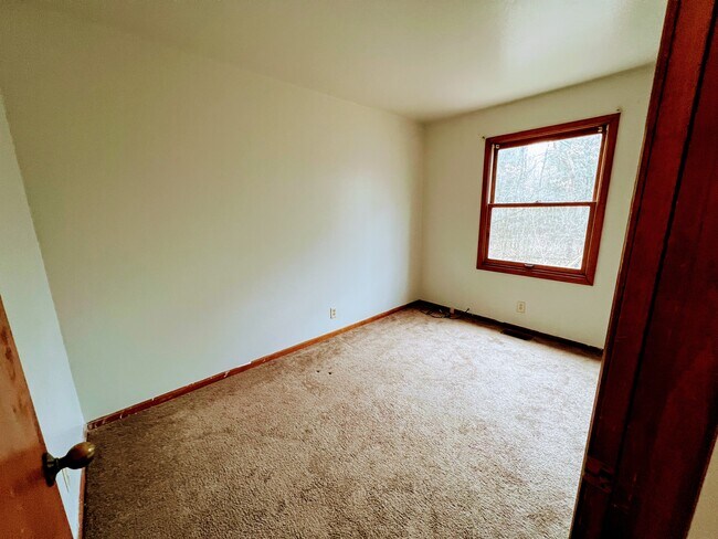 Bedroom 2 - 2619 Kragspough Ct