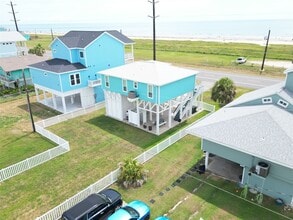 Building Photo - 21822 Termini-San Luis Pass Rd