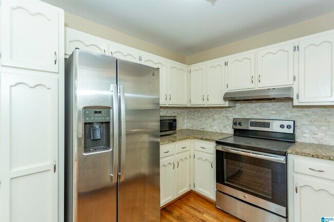 Building Photo - 1928 Indian Lake Dr