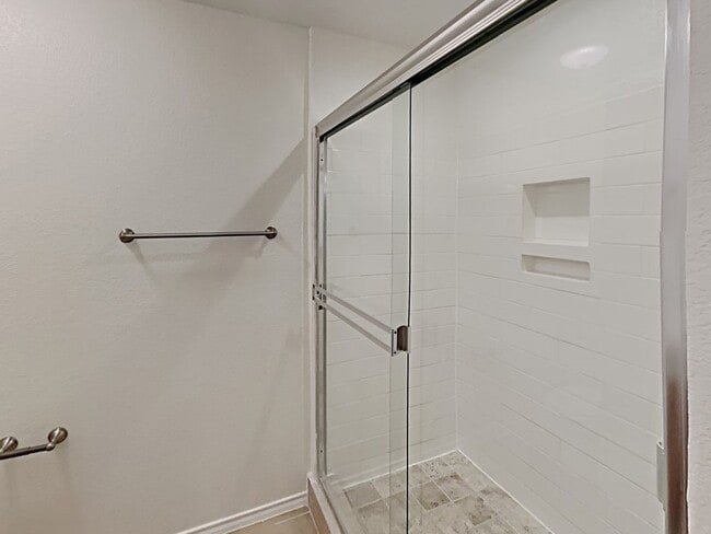 Building Photo - 26139 Flinton Dr