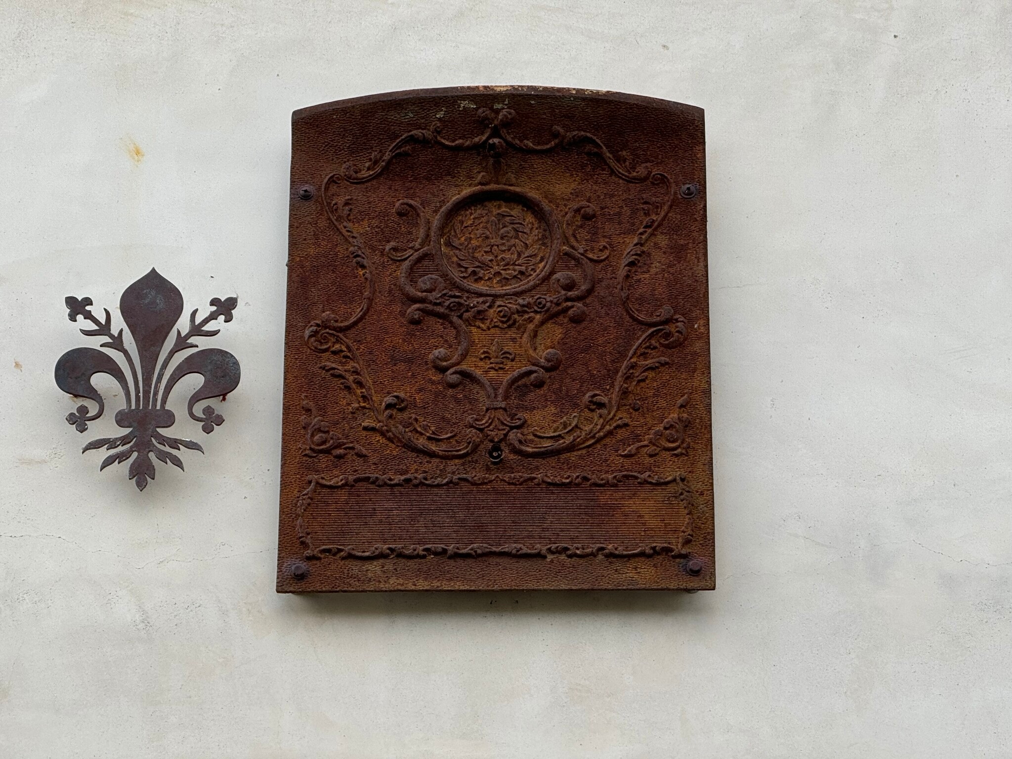 AriDanProperties.com - 455 N Spaulding Ave