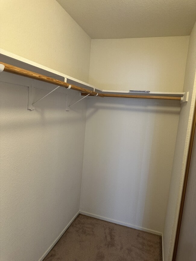 Building Photo - 742 Cherry Hills Ct