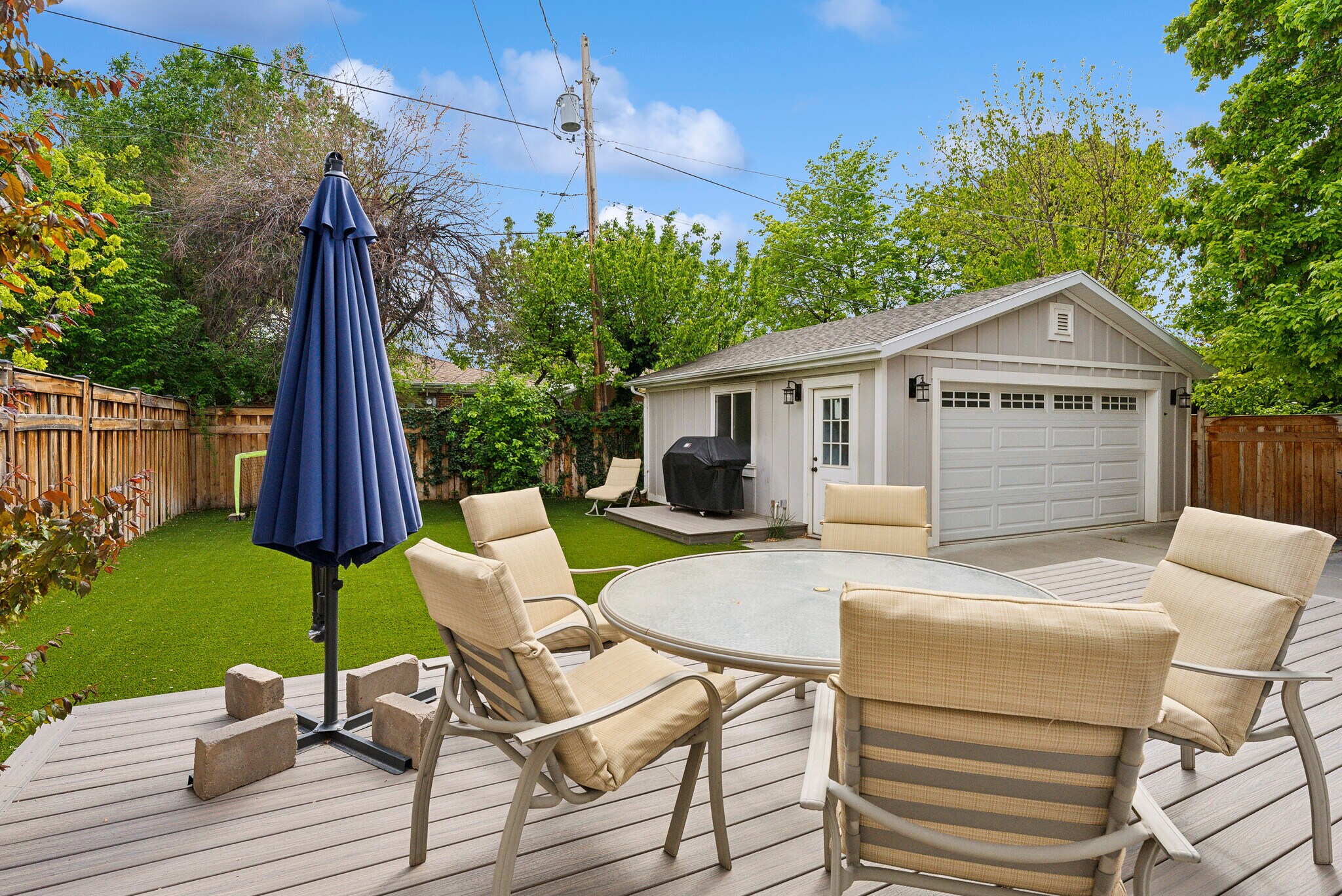patio and 2 car garage - 1044 E Wood Ave