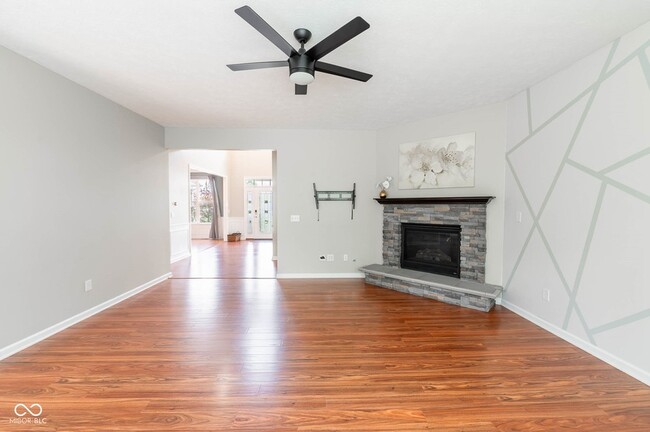 Building Photo - 1325 Brentford Ln