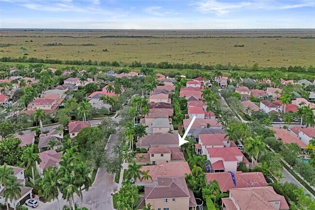 Building Photo - 1725 Winterberry Ln