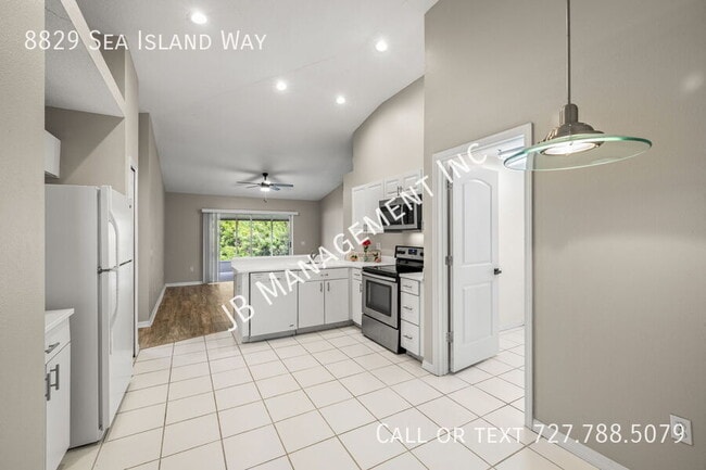 Building Photo - 8829 Sea Island Way
