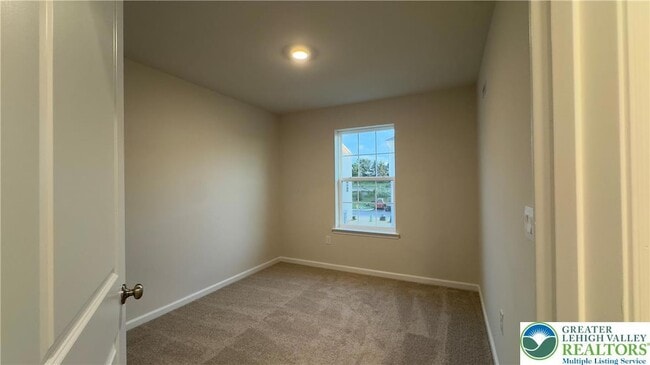 Building Photo - 8209 Brodie Ct