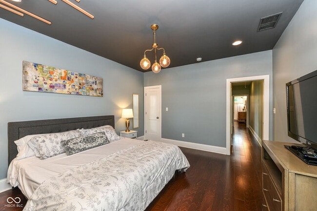 Building Photo - 1244 S Talbott St