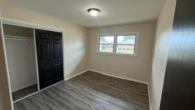 Building Photo - 1310 Orchard Dr