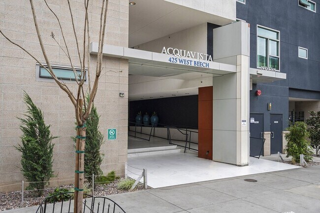 Building Photo - One Bedroom in Heart of Little Italy!