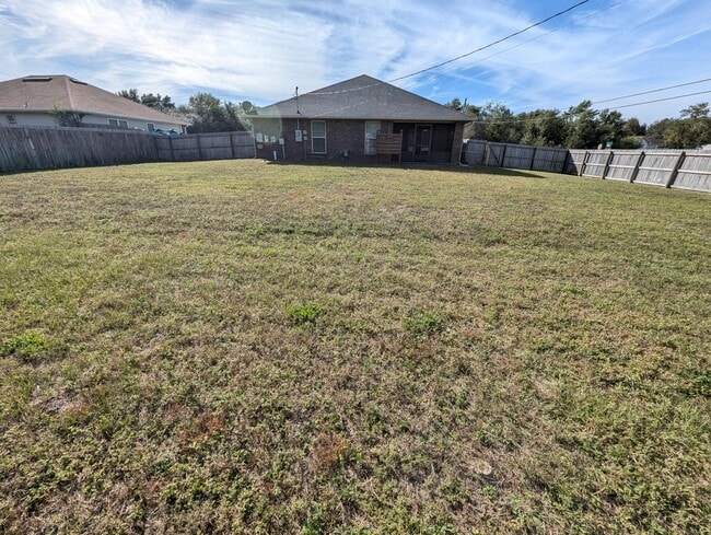 Building Photo - 8129 Segura St