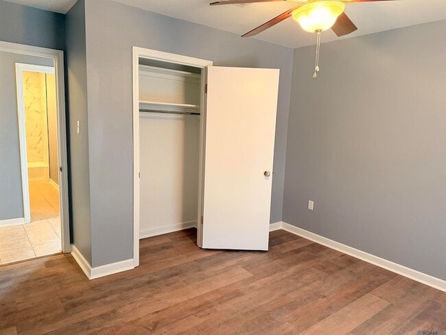 Building Photo - 2165 General Beauregard Ave