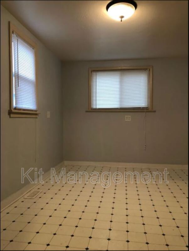 Building Photo - 539 W Northgate Pkwy