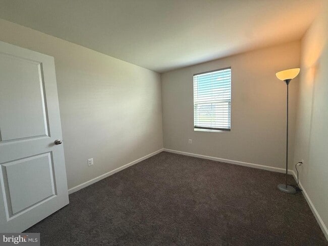 Building Photo - 242 Otero Ln