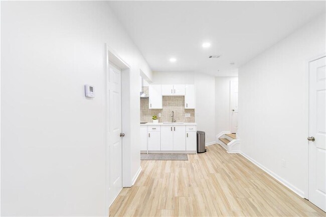Building Photo - 1339 Endicott Ct