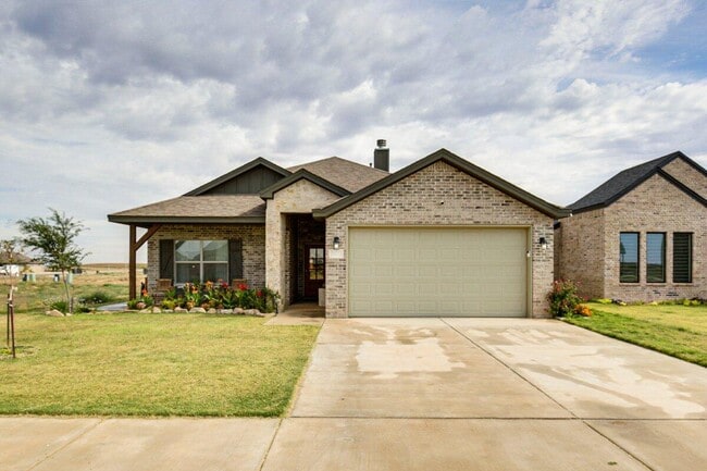 Building Photo - 806 E 19th St