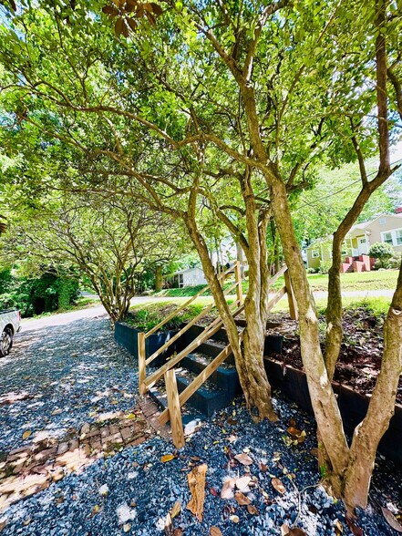 Building Photo - 1 Christopher St