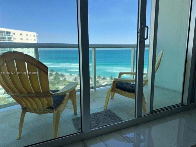 Building Photo - 3901 S Ocean Dr