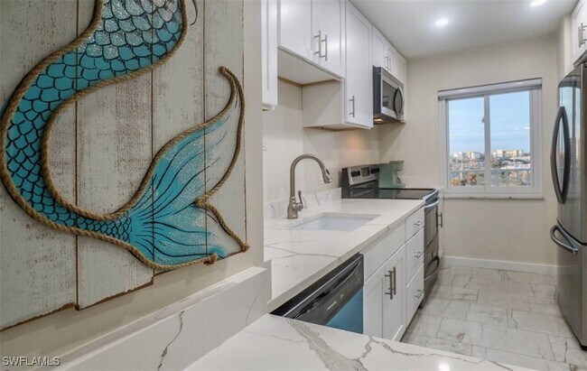 Building Photo - 7400 Estero Blvd