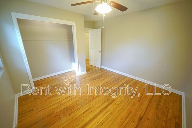Building Photo - 1804 Skyland Dr