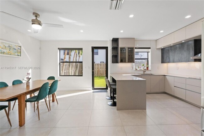 Building Photo - 17619 SW 153rd Path