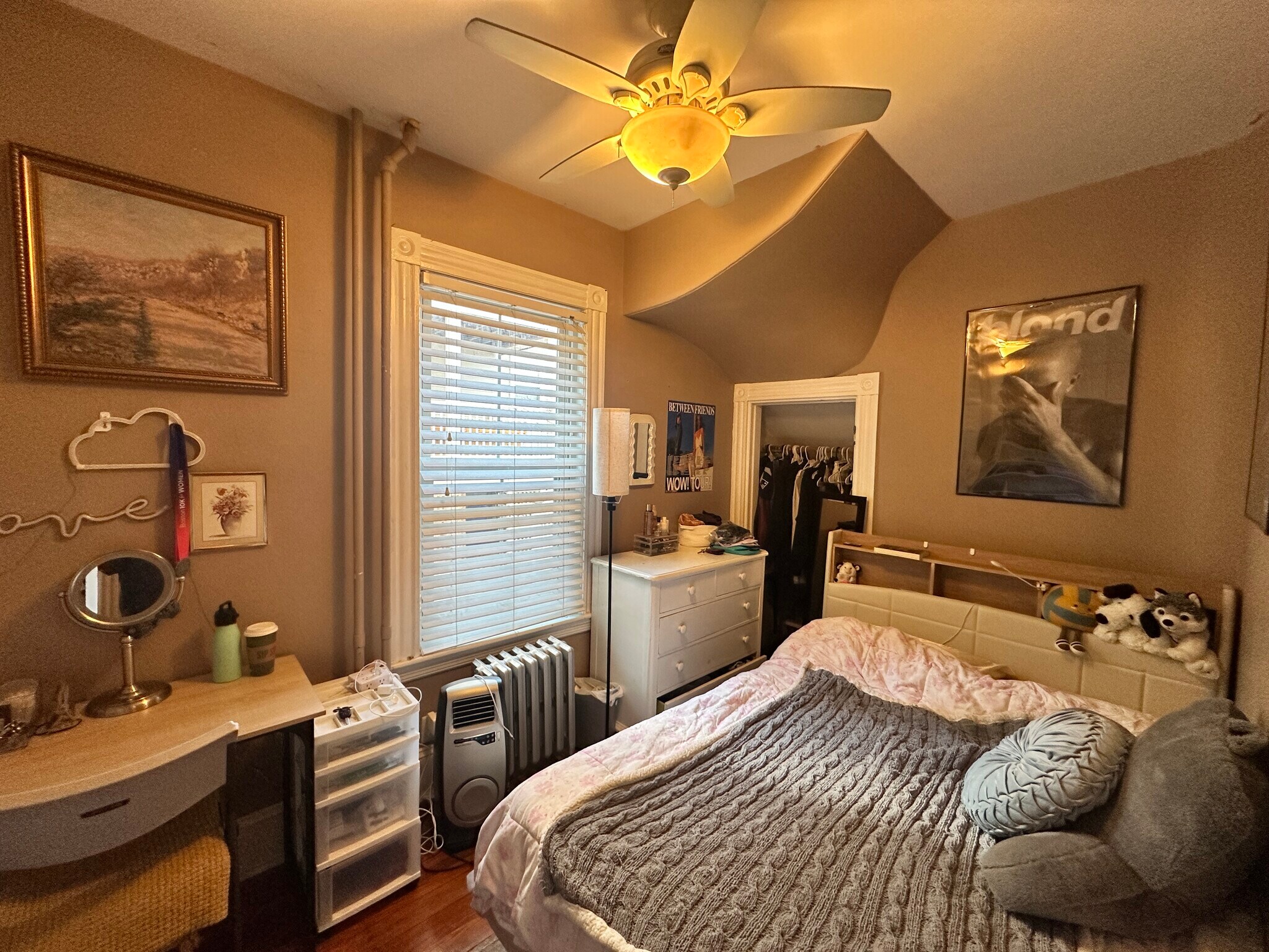 Building Photo - 12 Oswald St