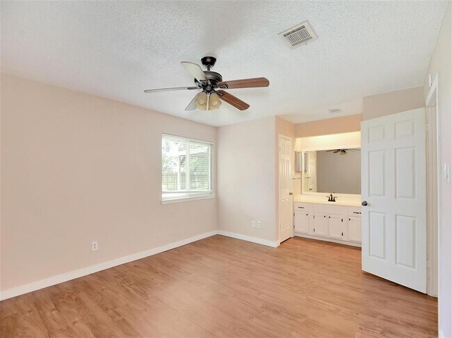 Building Photo - 3115 Founders Green Cir