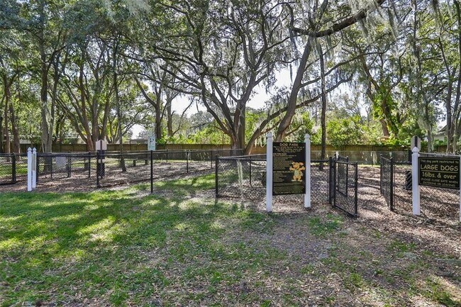 Building Photo - 10545 Shady Falls Ct