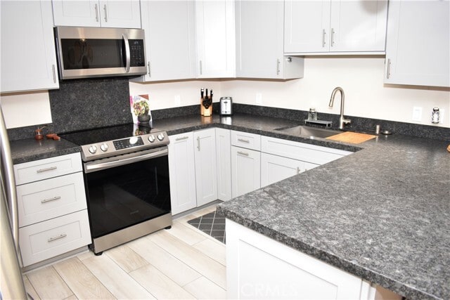 Building Photo - 6815 Remmet Ave