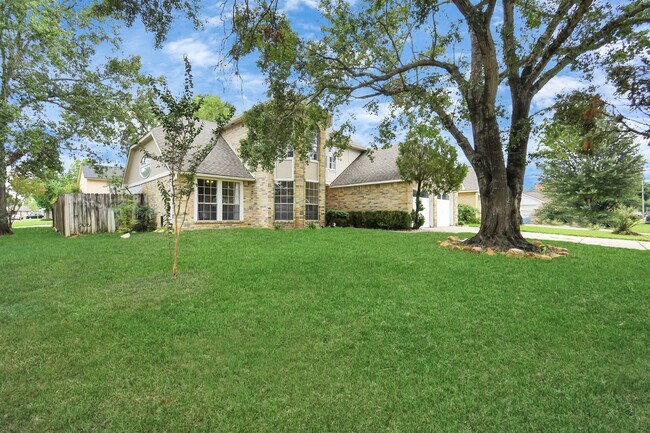 Building Photo - 14810 Cypress Ridge Dr