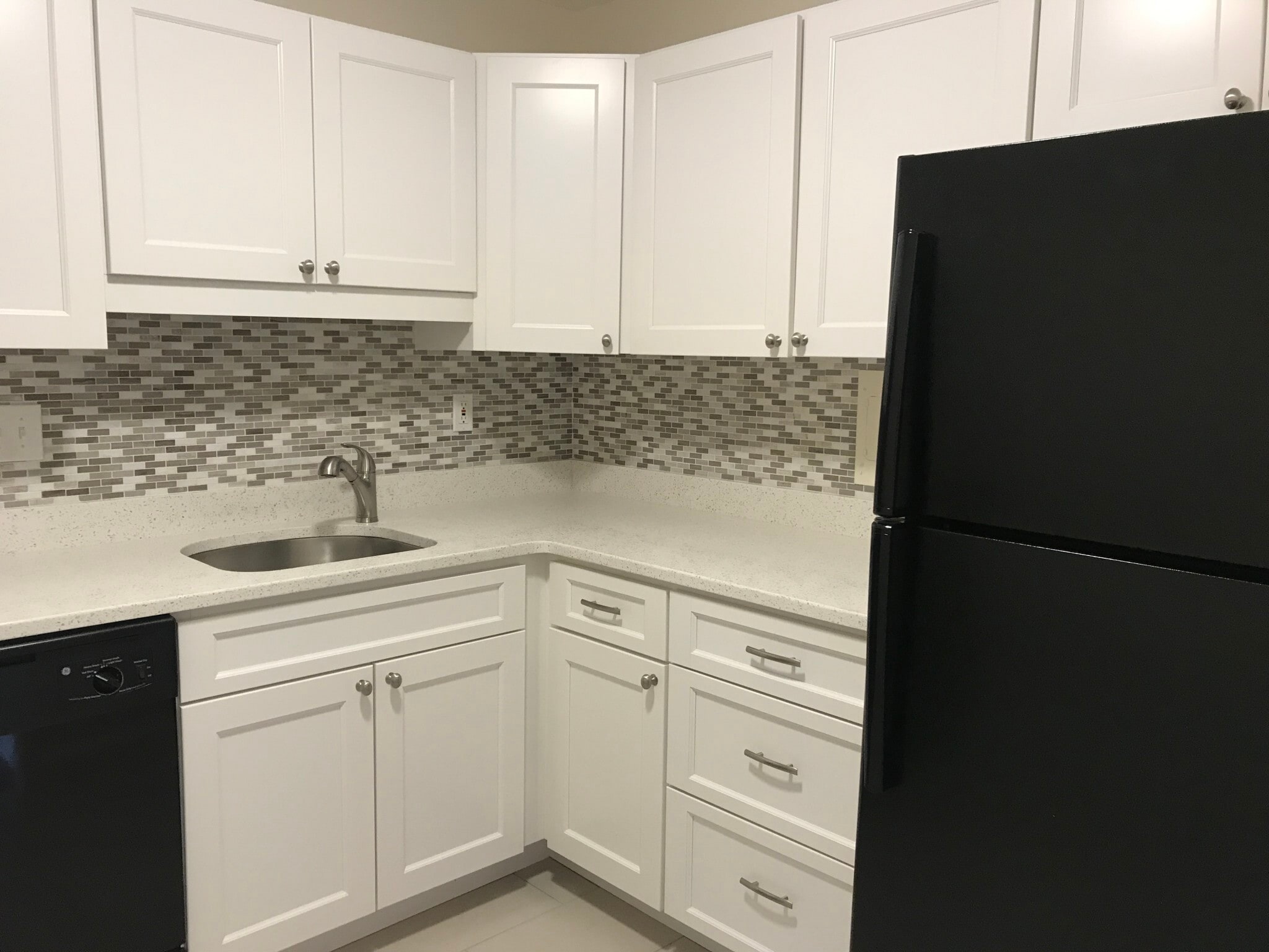 Building Photo - 101 Monmouth St