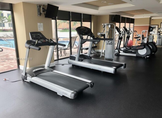 Building Photo - 888 Douglas Rd