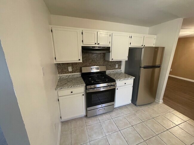 Building Photo - 1403 Chasewind Ct