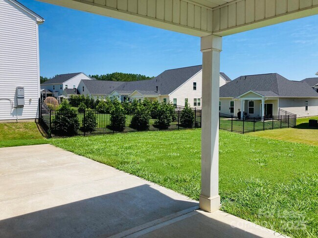 Building Photo - 4534 Dover Ct