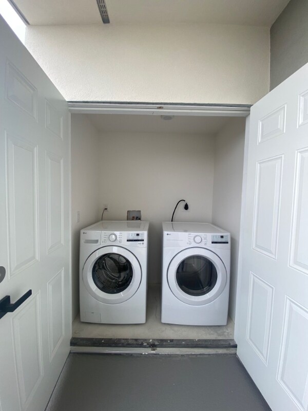 Building Photo - 2285 Ulric St