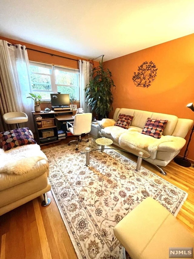 Building Photo - 10 Maitland Pl