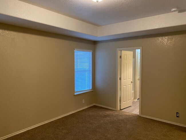 Building Photo - 6914 Hallie Spirit