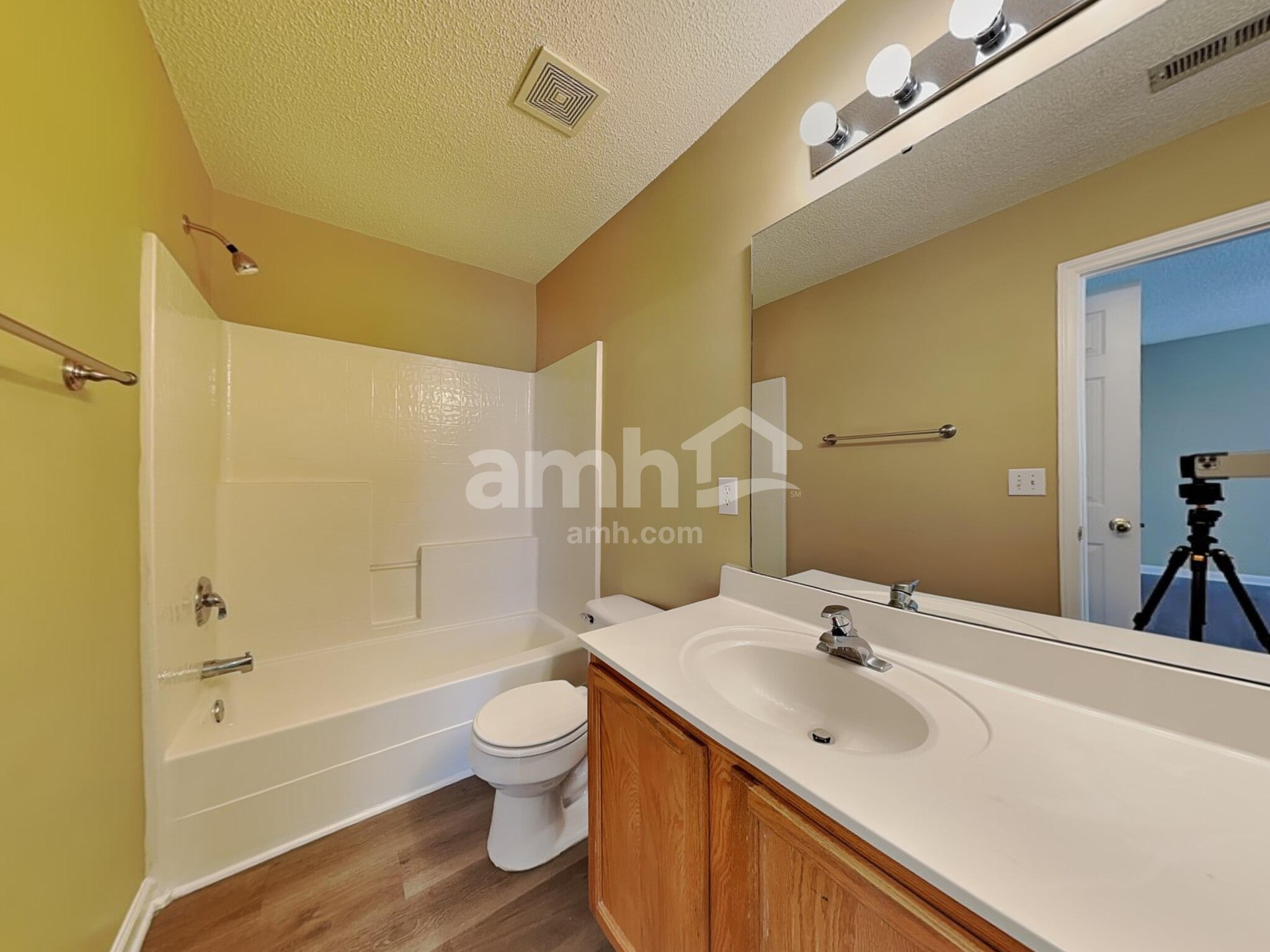 Building Photo - 2208 Tucca Way