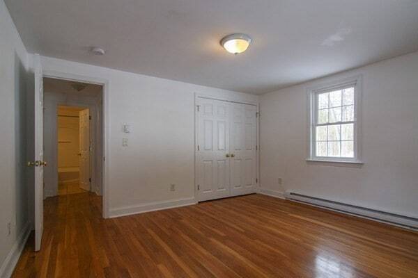 Building Photo - 14 Wampus Ave