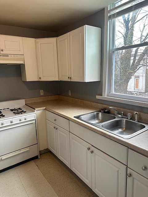 Building Photo - 4 Bedrooms for ONLY $1350.00